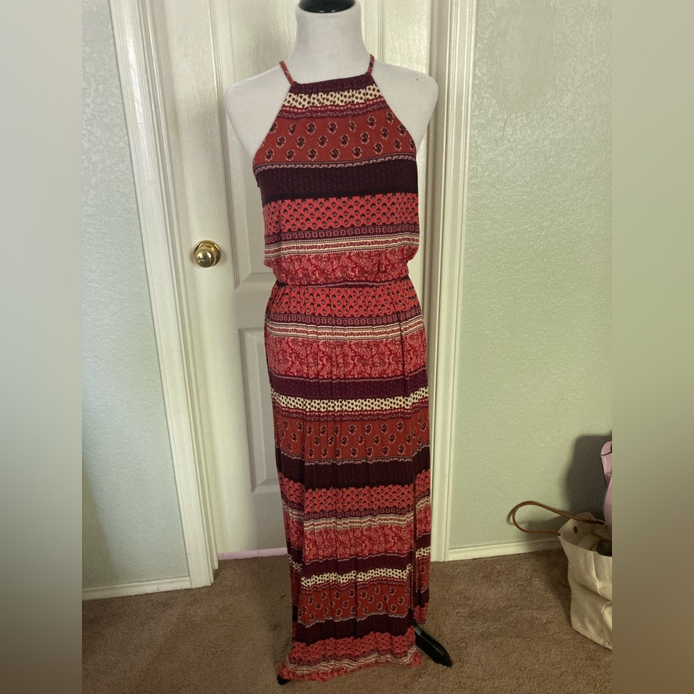 American Eagle Outfitters Red and Black Maxi Dress
